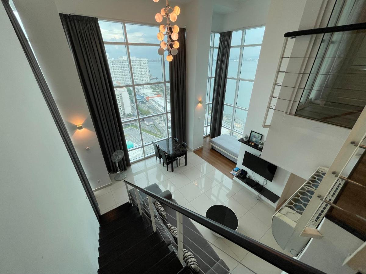 Premier Suite At Maritime George Town Exterior foto